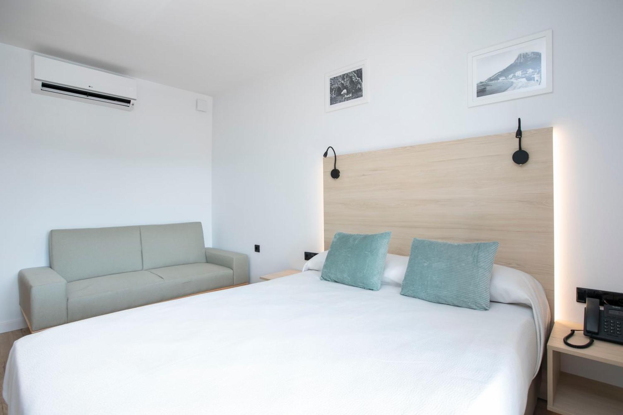 Hotel Coral Boutique By Gaiarooms L'Estartit Exterior photo